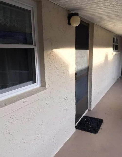 103d-100 E Kentucky Ave, DELAND, FL, 32724-2375 | Card Image