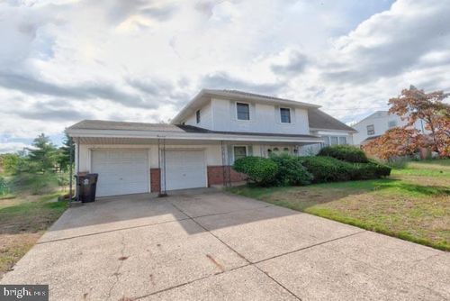 14 Montclair Dr, DELRAN, NJ, 08075-1312 | Card Image