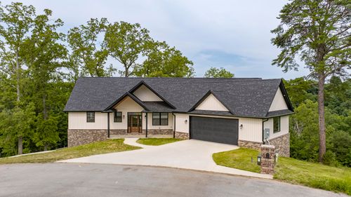 554 Colson Dr, Bronston, KY, 42518-9596 | Card Image