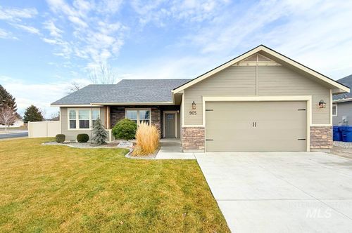 905 Birchton Loop, Twin Falls, ID, 83301-4783 | Card Image