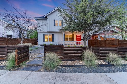 1811 Cedar Ave, Austin, TX, 78702-1429 | Card Image