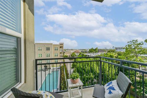 49-1010 Rose Mist Ln, Houston, TX, 77038 | Card Image