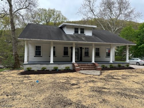 2-515 Hamburg Tpke, West Milford, NJ, 07480-3748 | Card Image