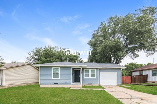 1101 Rancho Dr, Mesquite, TX, 75149-5211 | Card Image