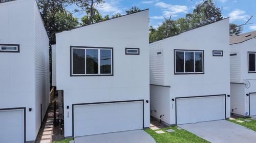 5820 Burt St, Houston, TX, 77091-4006 | Card Image