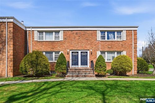 11 Morgan Ln, Bridgewater, NJ, 08807-3066 | Card Image