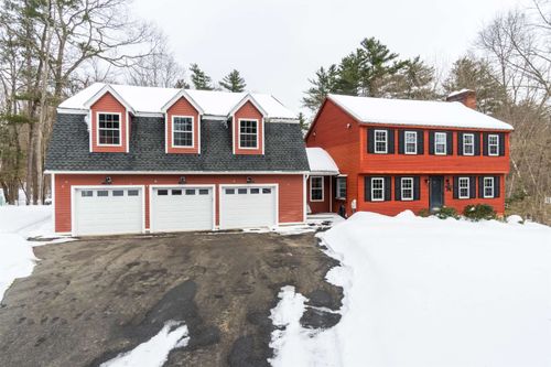 22 Helen Drive, Hooksett, NH, 03106 | Card Image