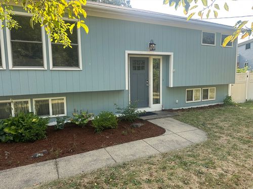 28 Edith Rd, Hudson, MA, 01749-1709 | Card Image