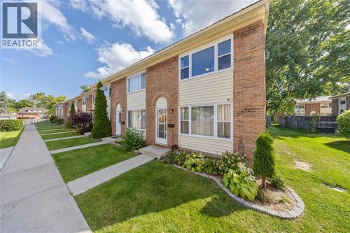 1-889 Carleton Pl, Sarnia, ON, N7T3V8 | Card Image