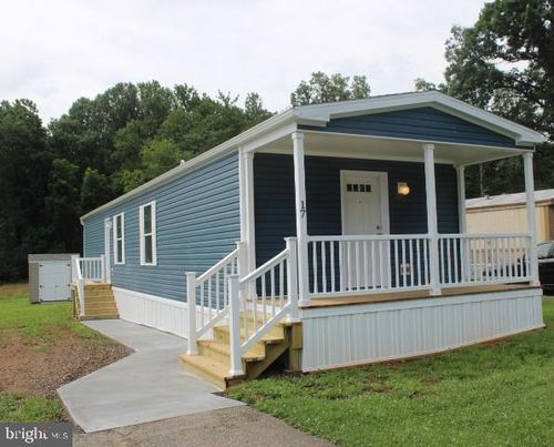 17 Locust Ln, AIRVILLE, PA, 17302-9408 | Card Image