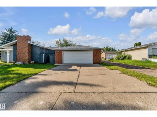 3508 84 St Nw, Edmonton, AB, T6K0H3 | Card Image