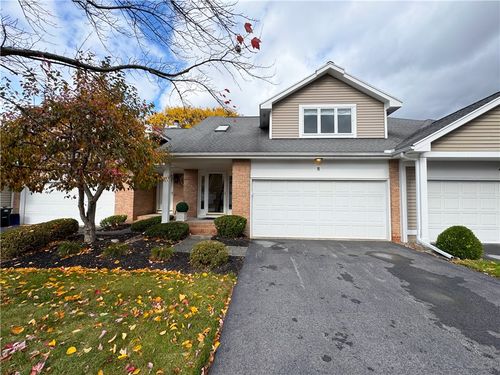 8 Chasewood Cir, Rochester, NY, 14618-5418 | Card Image