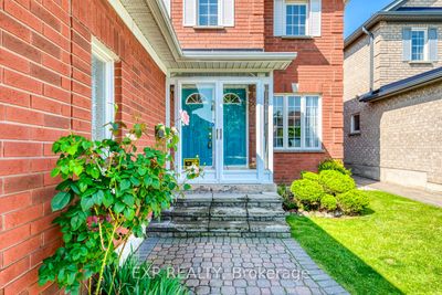 4208 Sagebrush Trail, House other with 4 bedrooms, 3 bathrooms and 6 parking in Mississauga ON | Image 2