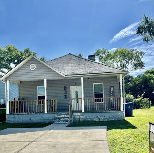 802 Indian Ave, Rossville, GA, 30741-1704 | Card Image