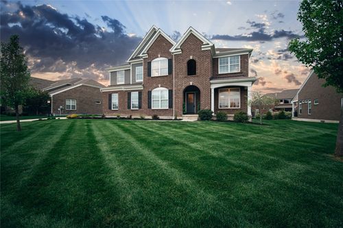 9510 Flatrock Dr, Washingtn Twp, OH, 45458-7527 | Card Image
