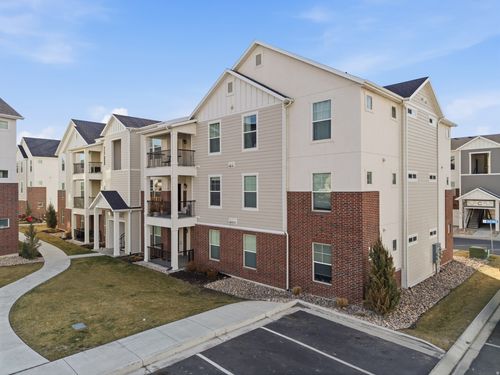 546 N 360 W, Vineyard, UT, 84059-4815 | Card Image