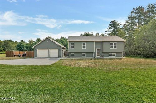 934 Ridge Rd, Queensbury, NY, 12804-6909 | Card Image