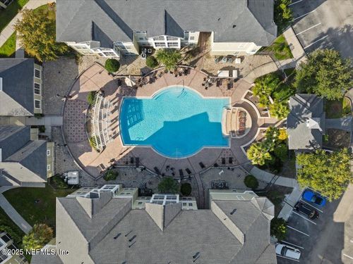 516-8290 Gate Pkwy W, Jacksonville, FL, 32216-3624 | Card Image