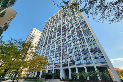 1905-5445 N Sheridan Rd, Chicago, IL, 60640-7490 | Card Image