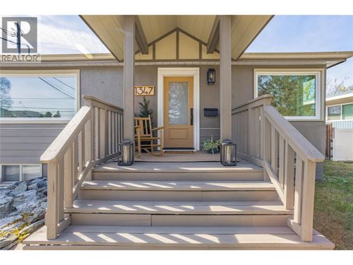 1347 Highland Dr S, Kelowna, BC, V1Y3V9 | Card Image