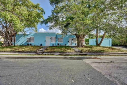 b-3000 Broadway, West Palm Beach, FL, 33407-5181 | Card Image