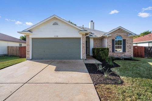 125 Sapphire Lake Dr, Kyle, TX, 78640-5169 | Card Image