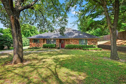 1109 W Belden St, Sherman, TX, 75092-3519 | Card Image