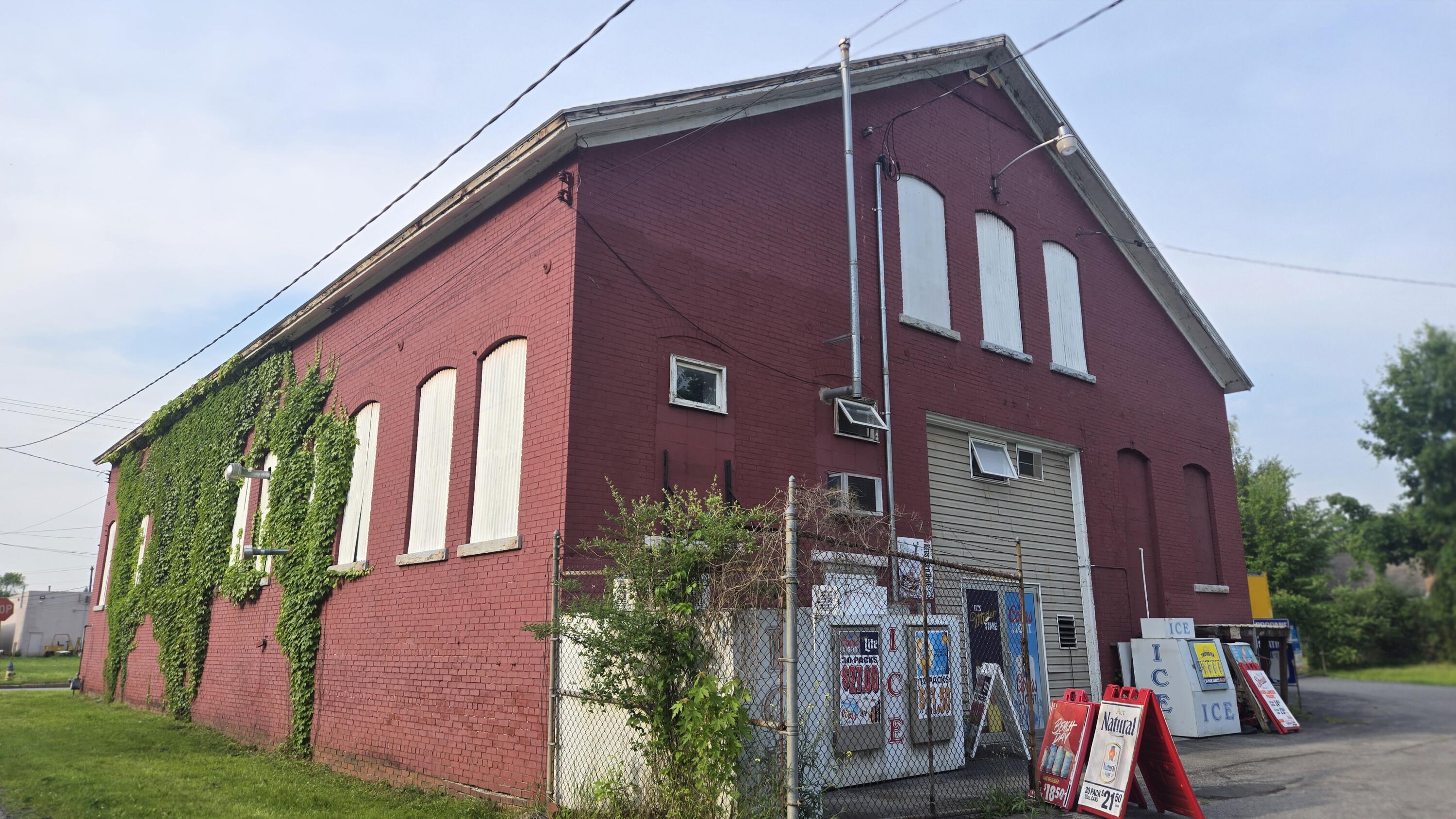 1049 Ctr St Ext, Ridgway, PA 15853-1731
