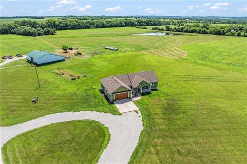 29217 S State Route O, Freeman, MO, 64746-6289 | Card Image
