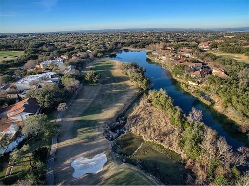 unit-19-16 Tournament Way, The Hills, TX, 78738-1154 | Card Image