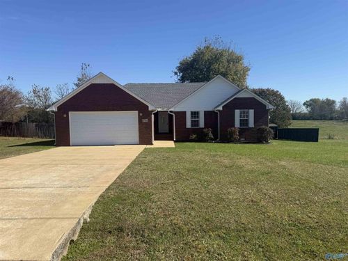27764 Gretta Cir, Ardmore, AL, 35739-8568 | Card Image