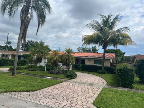 2001 N 41st Avenue, Hollywood, FL, 33021 | Card Image