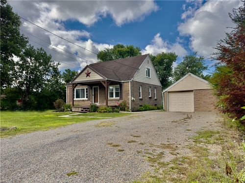 1525 Latrobe St, Latrobe, PA, 15650-2613 | Card Image