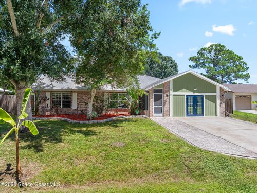 915 Kenmore St Nw, PALM BAY, FL, 32907-7830 | Card Image