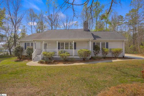 101 Divine Dr, Easley, SC, 29640-6933 | Card Image