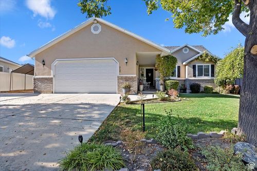 3135 E Spotted Owl Ct, Eagle Mountain, UT, 84005-4179 | Card Image