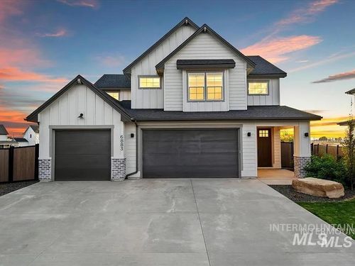 6883 W Mattawa Dr, Meridian, ID, 83646-7716 | Card Image