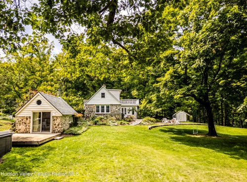 111 Miller Rd, Hudson, NY, 12534-4543 | Card Image