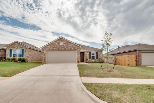 9601 Saddle Dr, Yukon, OK, 73099-9569 | Card Image