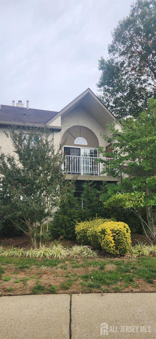 3106 Commons At Kingswood Dr, East Brunswick, NJ, 08816-5230 | Card Image