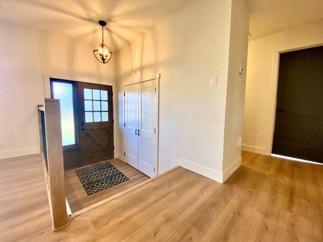 333 Grey St, House other with 3 bedrooms, 3 bathrooms and 6 parking in Granum AB | Image 6