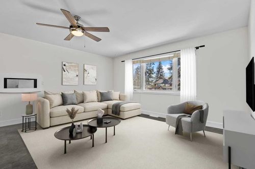 412 33 Ave Ne, Calgary, AB, T2E2J1 | Card Image