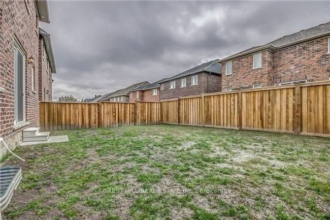 7 Grogan St, House other with 5 bedrooms, 5 bathrooms and 2 parking in Ajax ON | Image 17