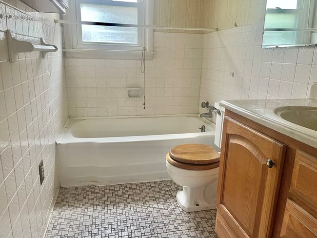 334 Old Kentucky Tpke, House other with 4 bedrooms, 3 bathrooms and null parking in Cedar Bluff VA | Image 15