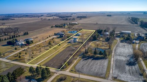 2N879 Howard Rd, Maple Park, IL, 60151-9339 | Card Image