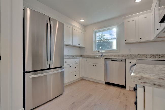 B - 13 Miami Way, Condo with 2 bedrooms, 1 bathrooms and null parking in Rochester NH | Image 7