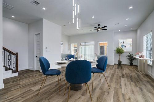 a-1303 E 27th St, Houston, TX, 77009-1230 | Card Image