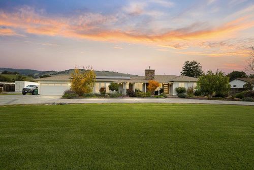 10500 Travis Ct, Gilroy, CA, 95020 | Card Image