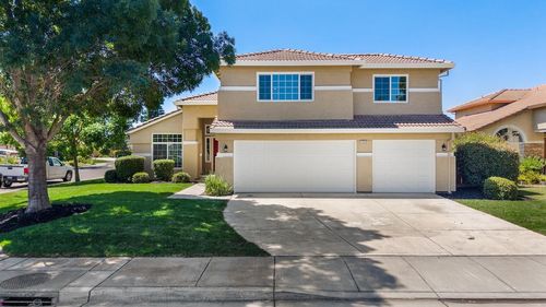 2050 Tracey Jean Dr, Tracy, CA, 95377-8686 | Card Image