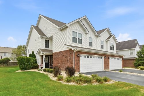 8646 Foxborough Way, Joliet, IL, 60431-7812 | Card Image